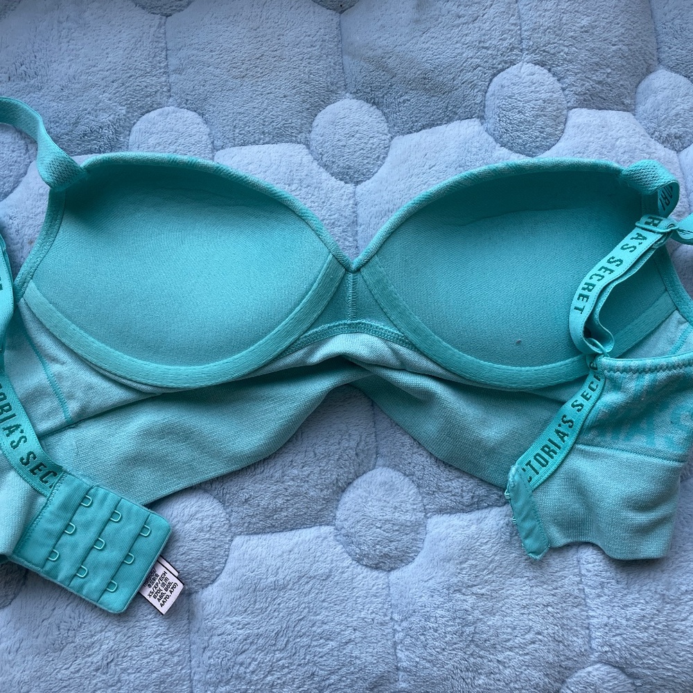 VS bra - Picture 2 of 2